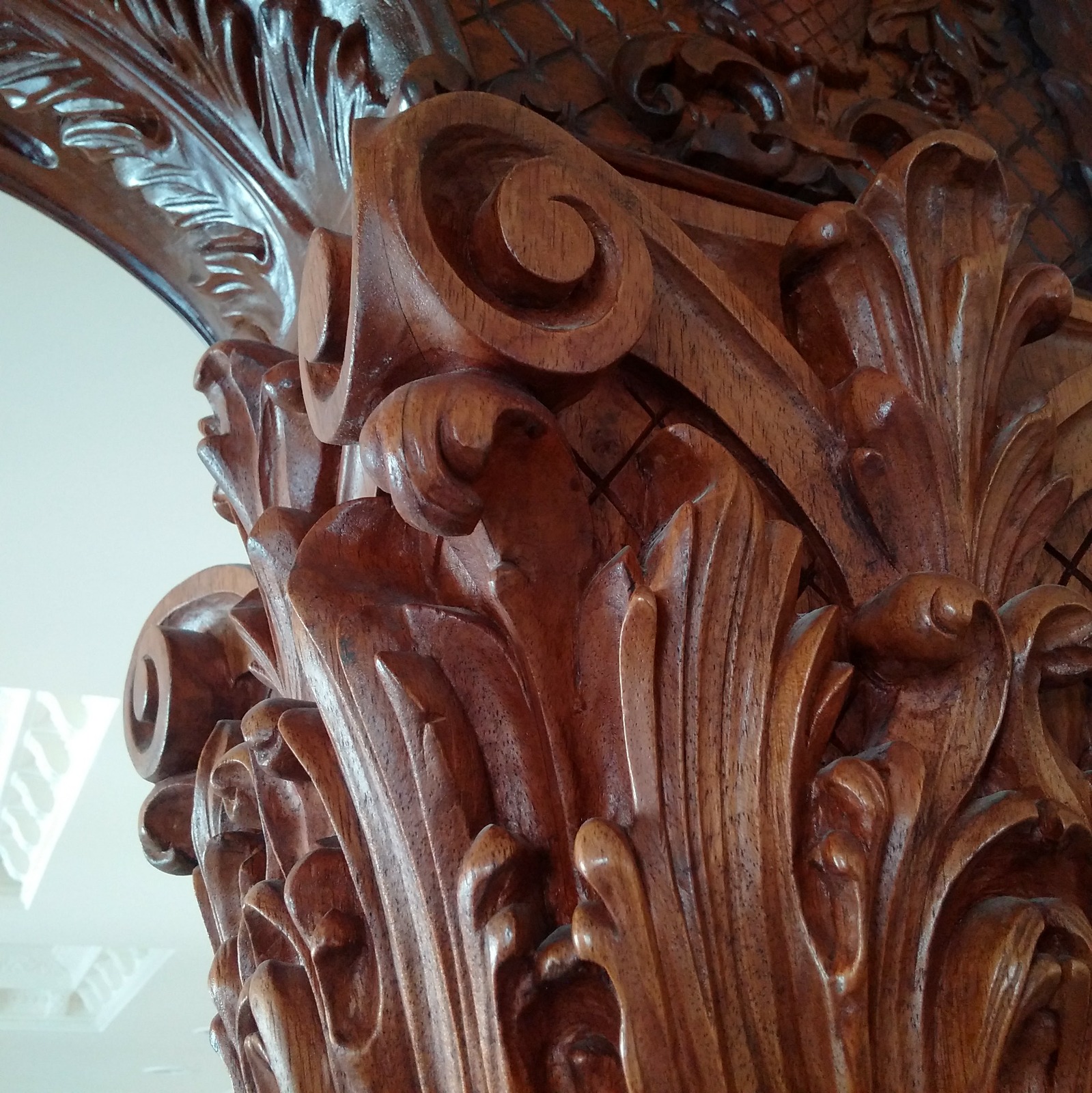 Detalhe de entalhe em madeira